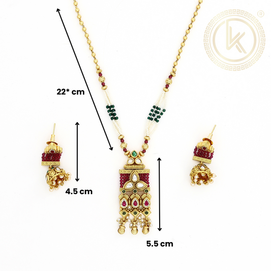 Regal Kundan Mini Pearl Pendant Set