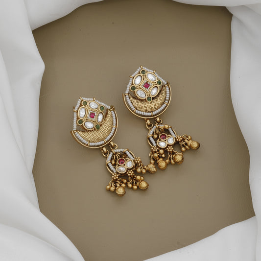 Antique Set: Necklace, Earrings & Tikka