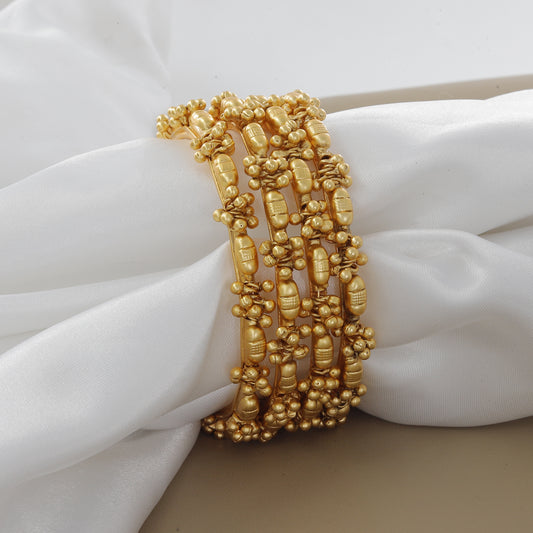 Traditional Antique Ghughri Wedding Bangle Set