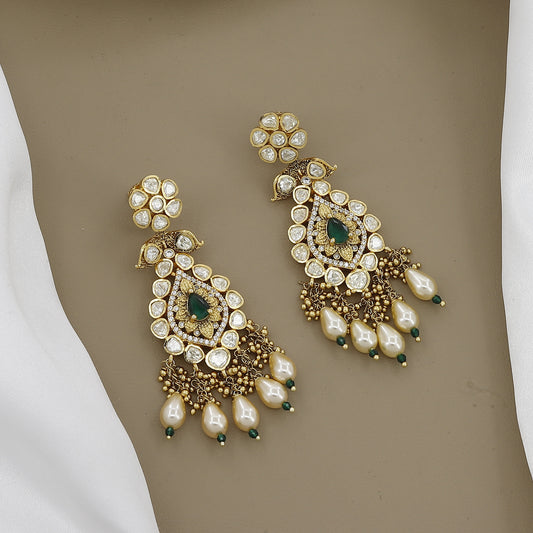 Antique Kundan Necklace Set with Emerald & Pearl Drops
