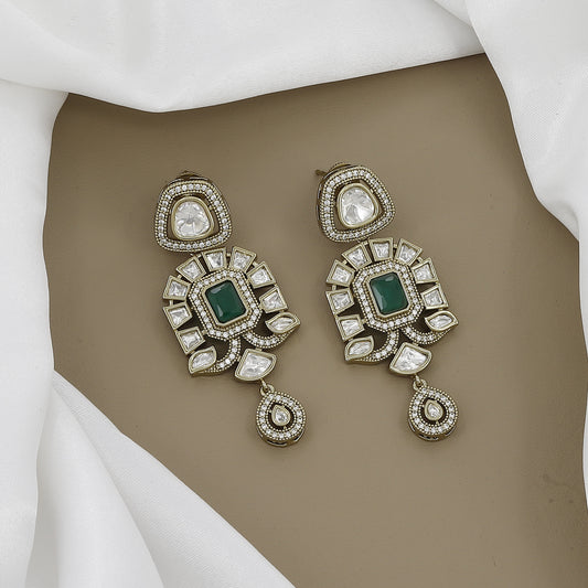 Grand Polki Kundan Necklace with Geometric Design & Green Stones