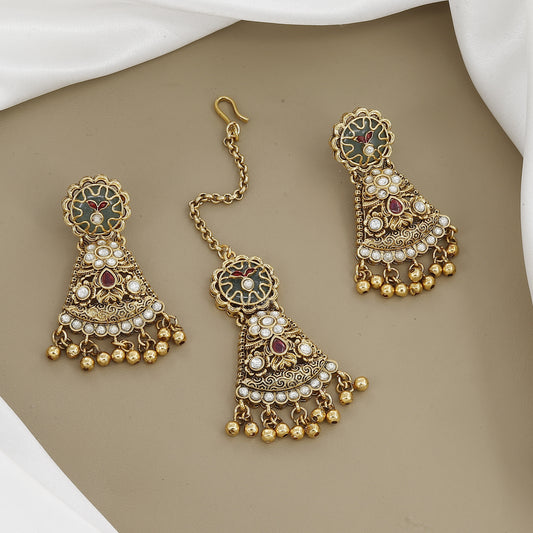 Minimalist Gold-Toned Geometric Charm Necklace Set with Earrings