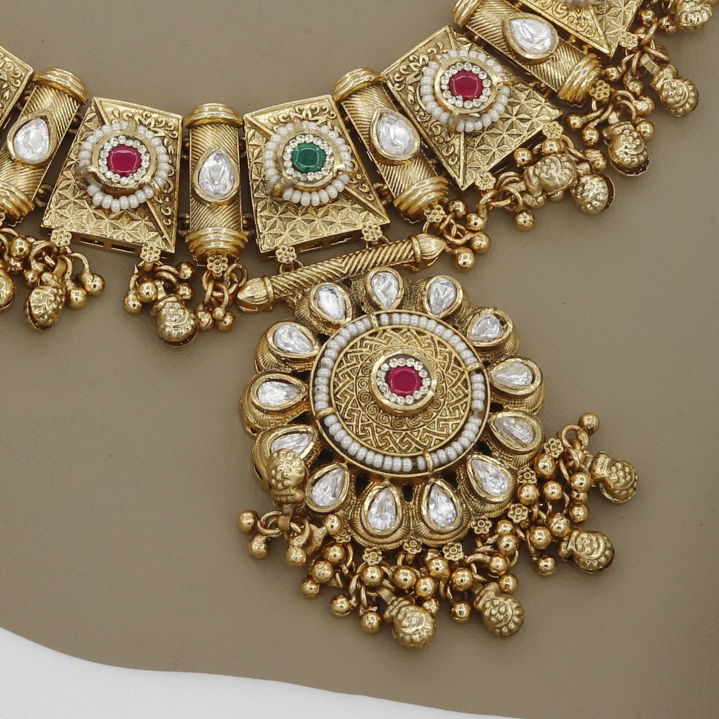 Antique Necklace Set with Kundan Work & Earrings