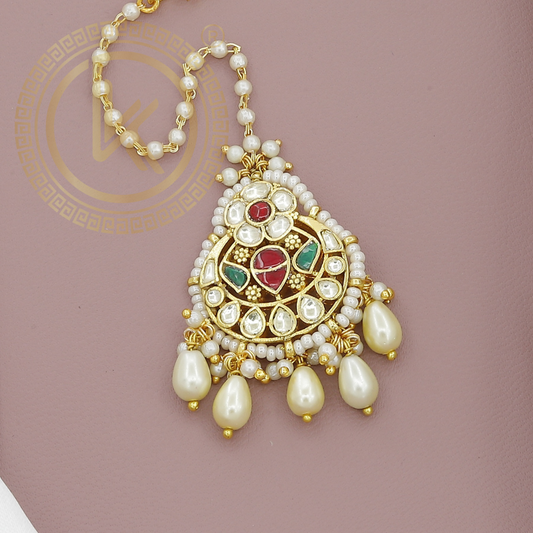 Traditional Kundan & Pearl Maang Tikka
