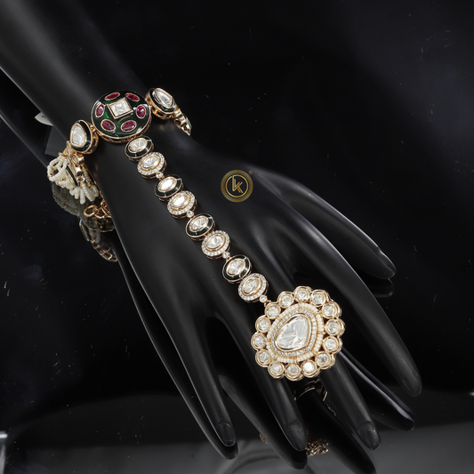 Stylish Bridal Hath Panja with Black & Gold Details