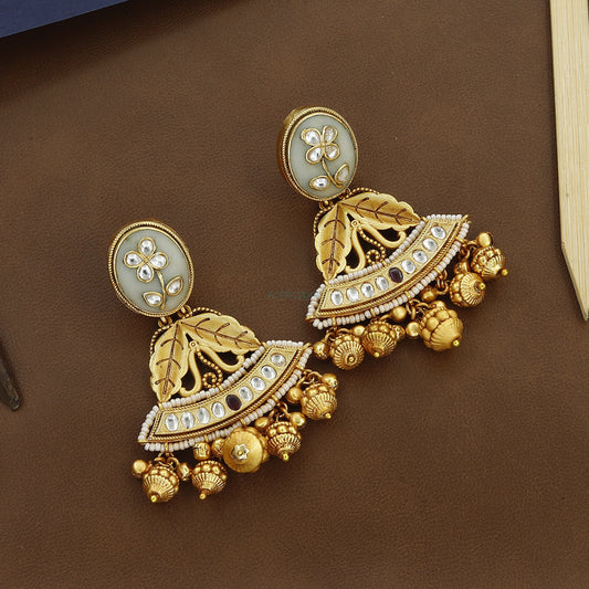 Heavy Bridal Heritage Jewelry Short Necklace