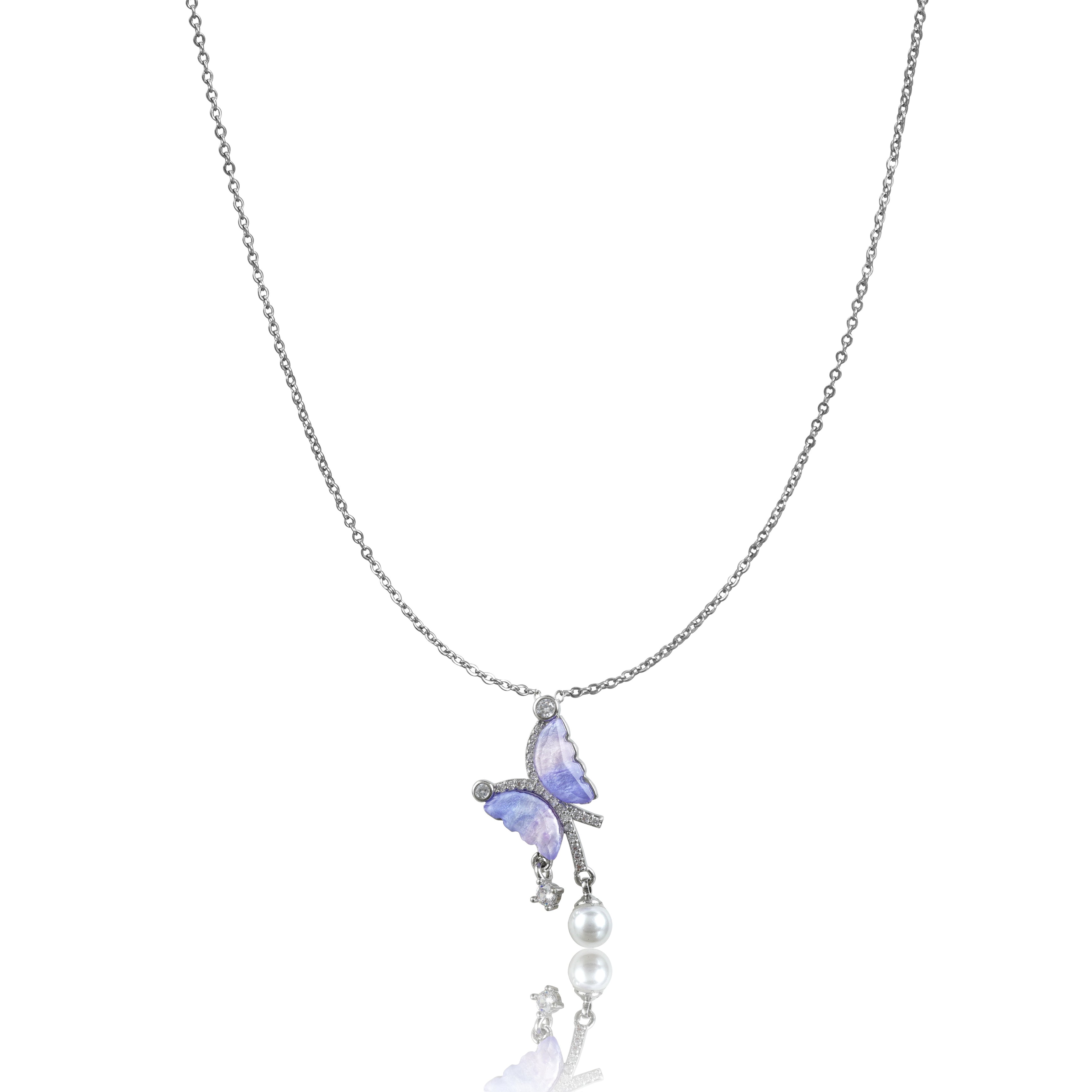 Silverpolished Starling Butterfly Pendent Tanmaniya