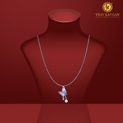 Silverpolished Starling Butterfly Pendent Tanmaniya