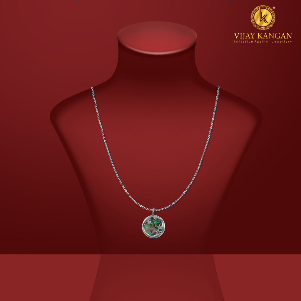 Silverpolished Collage Wear Western Pendent Chain