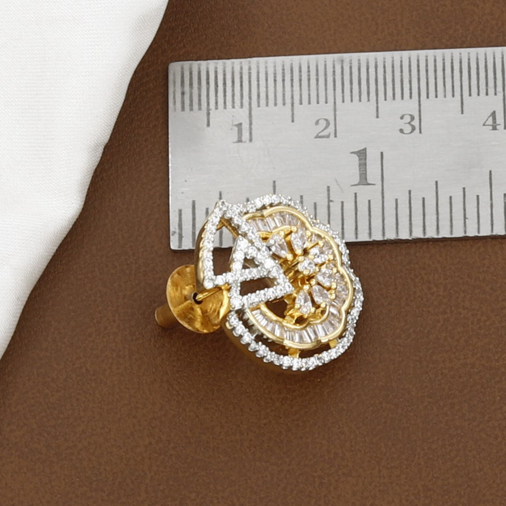 Contemporary Geometric Gold Pendant & Earring Set With Chain