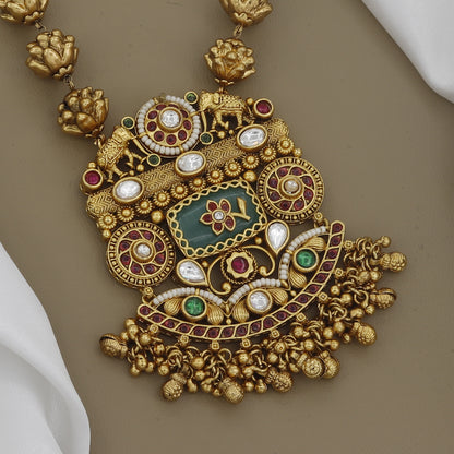 Heavy Antique Jadau Regal Lotus Design Necklace Set