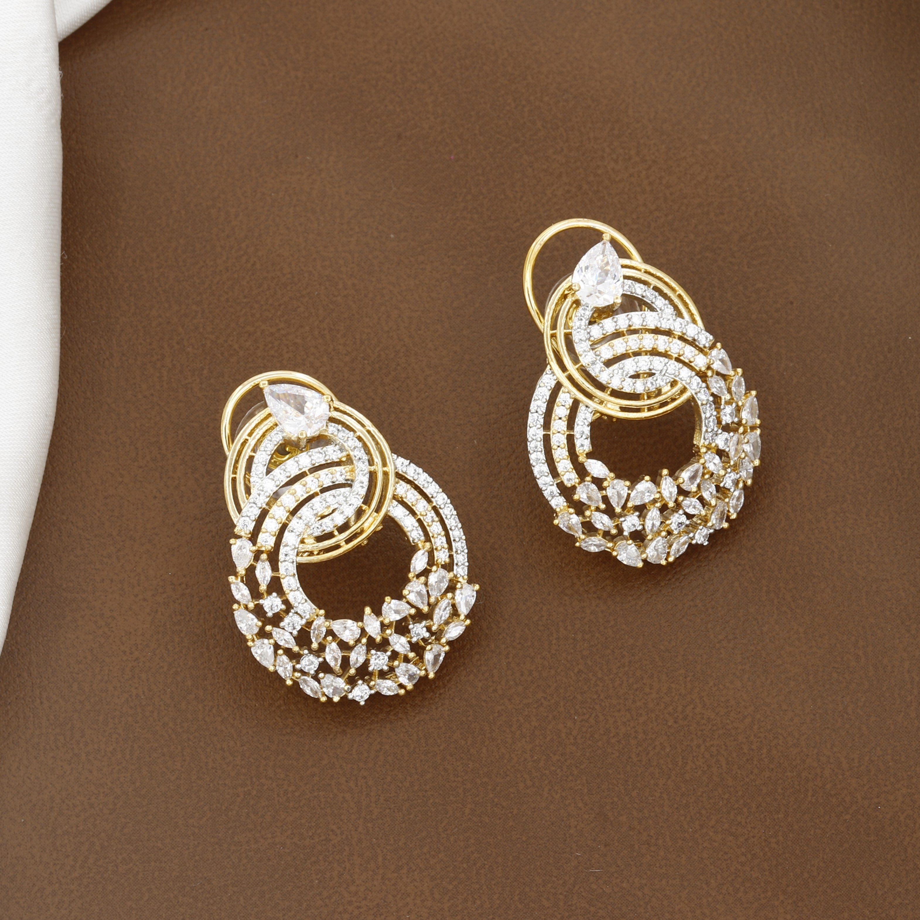 Elegant American Diamond & Gold Plated Pendant Set With Chain