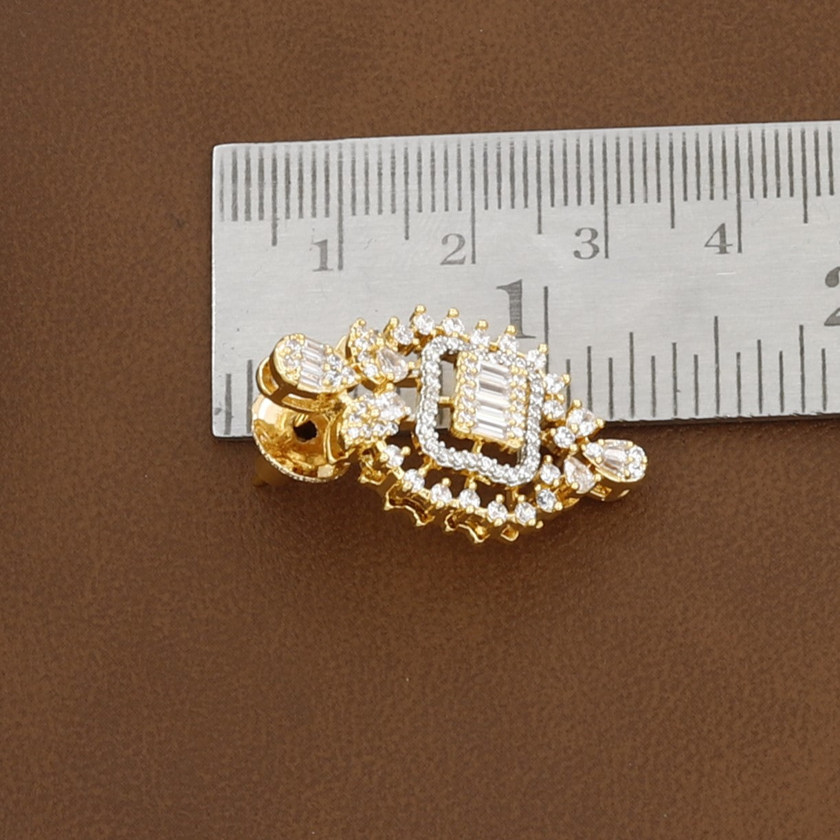 Elegant Festive Gold Pendant Set with Matching Earrings With Chain