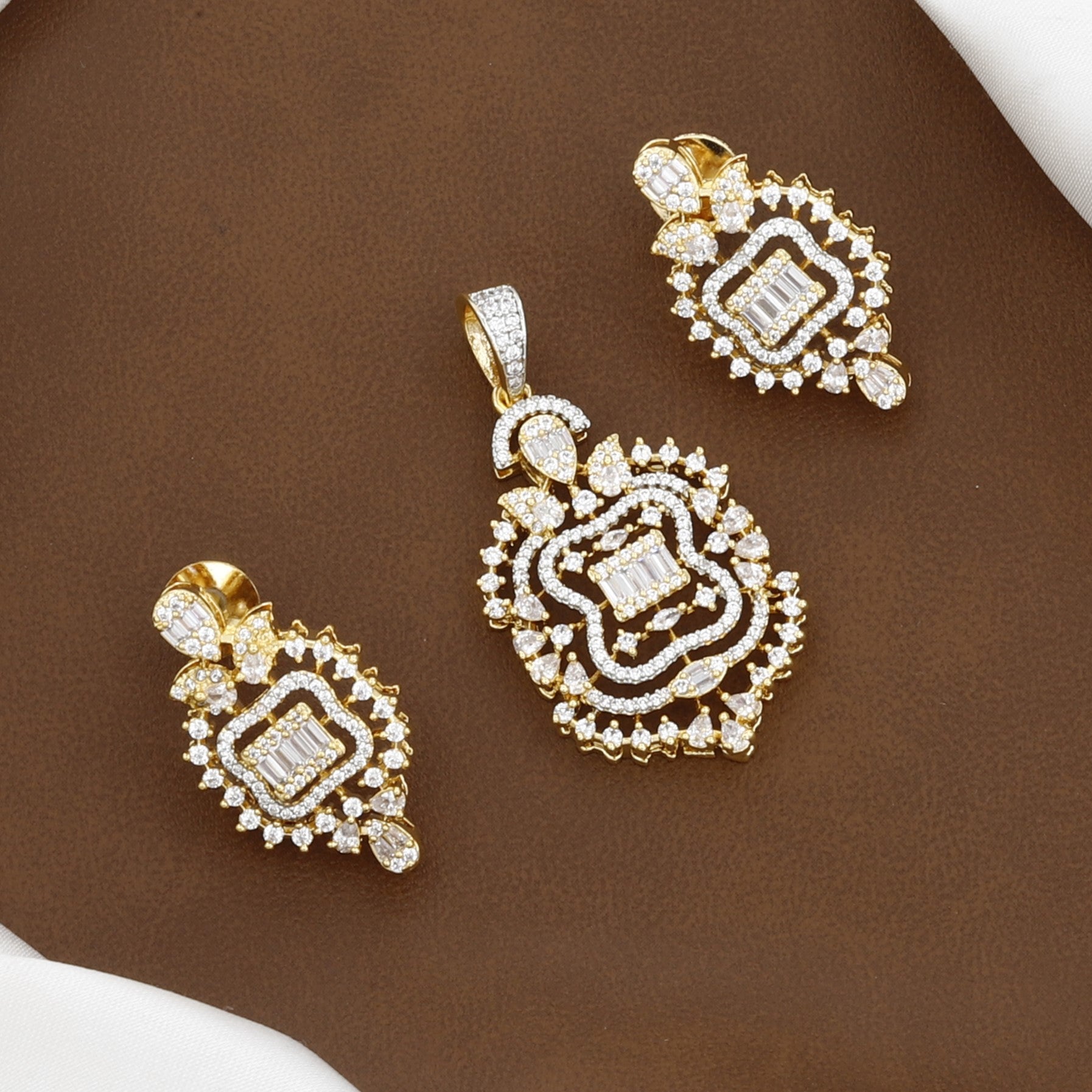 Elegant Festive Gold Pendant Set with Matching Earrings With Chain