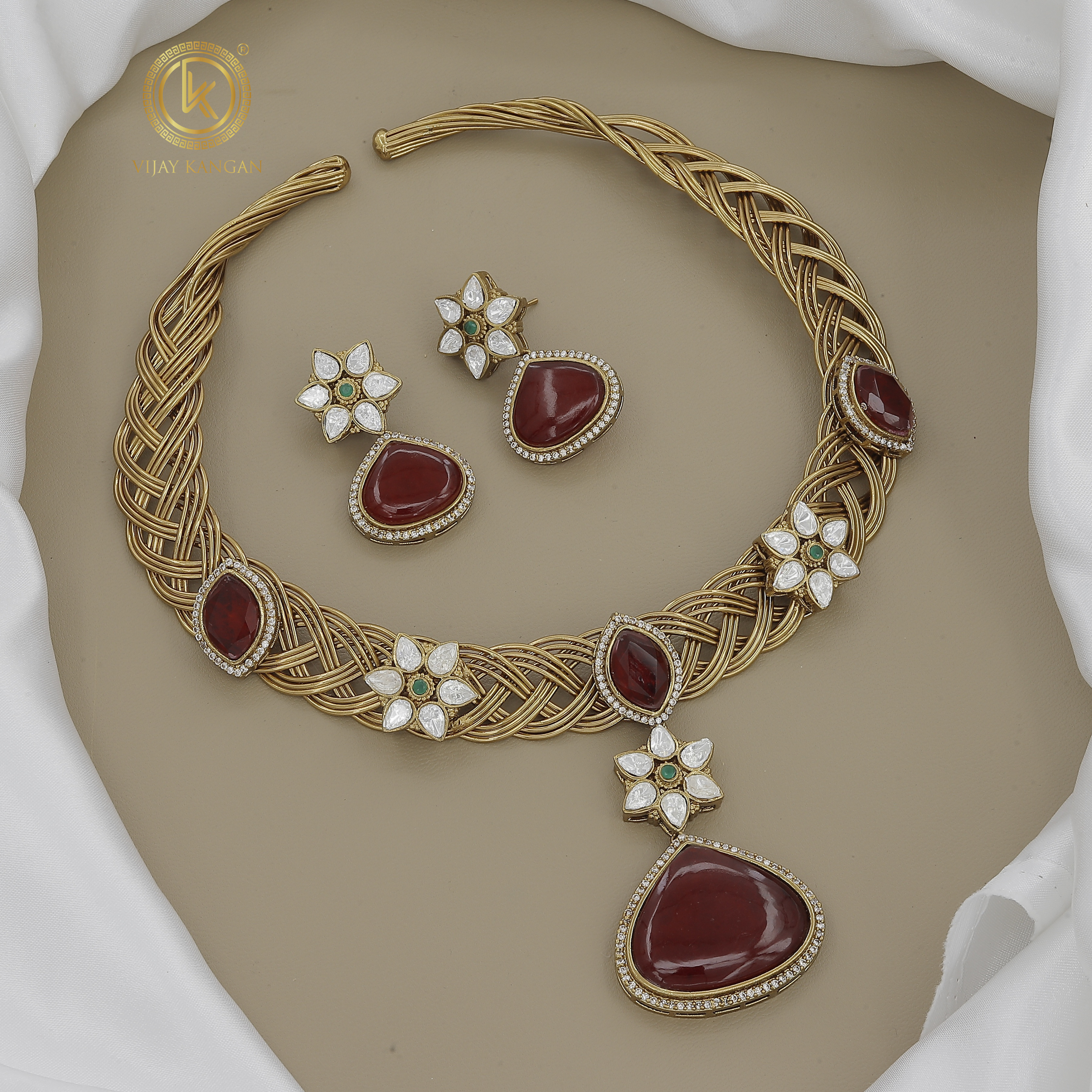 Floral Accent Gold Plated Hasli Necklace with Drop Earrings