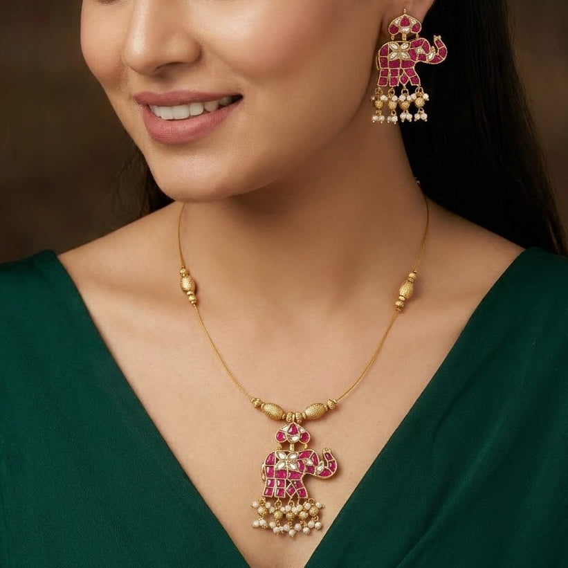 Elegant Kemp Stone Elephant Necklace Set with Matching Earrings