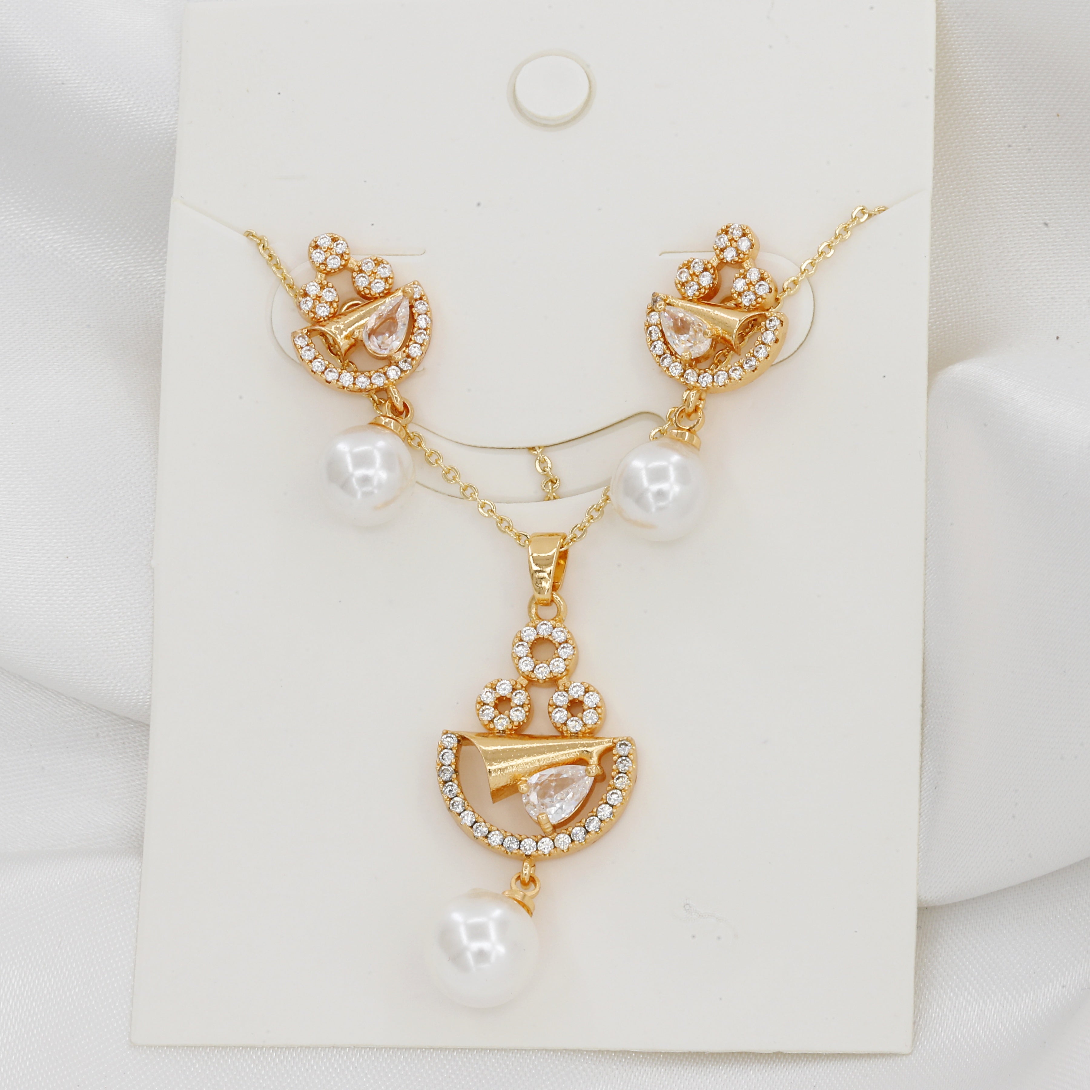 Gold Plated Elegant Pearl & Pendent Earring Set