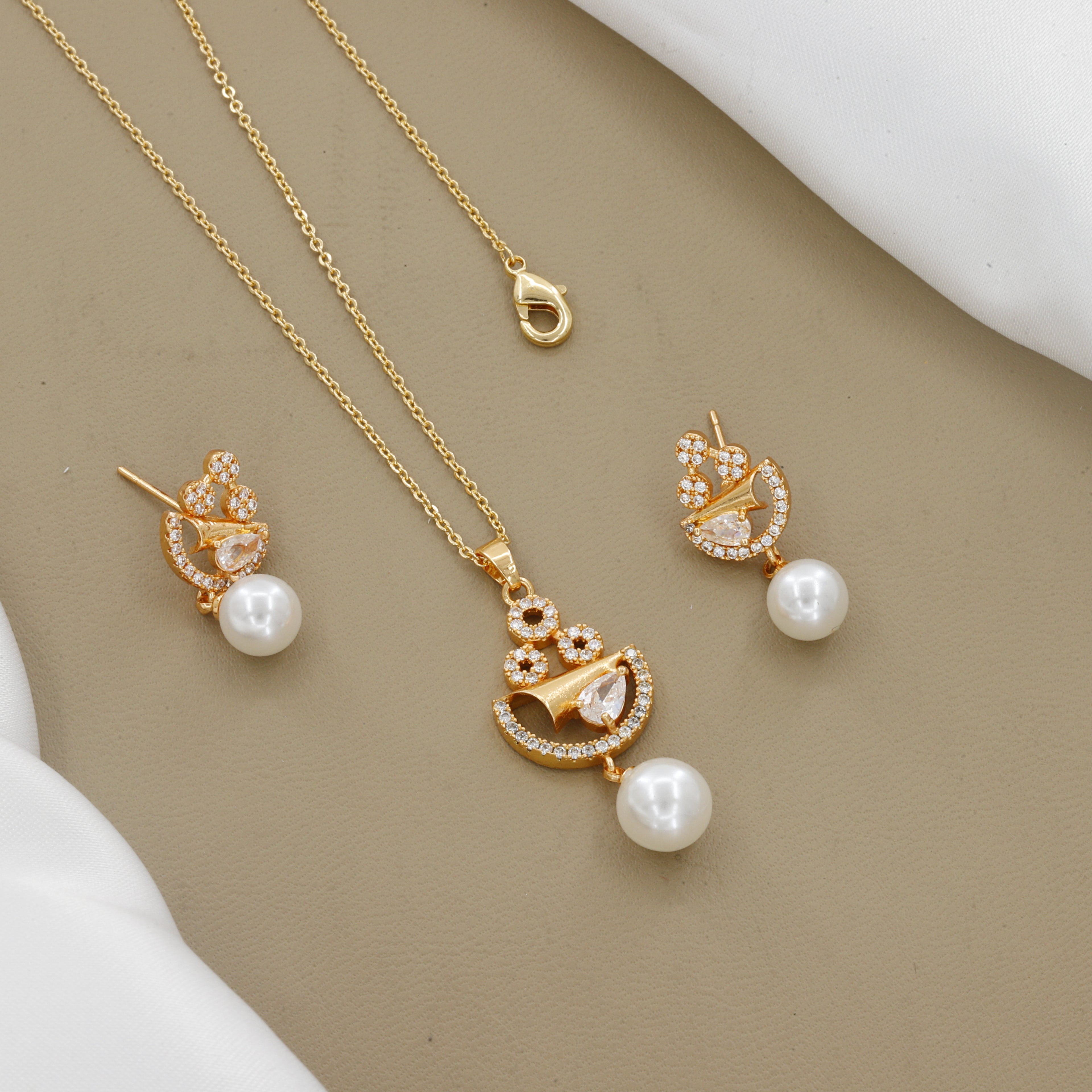Gold Plated Elegant Pearl & Pendent Earring Set