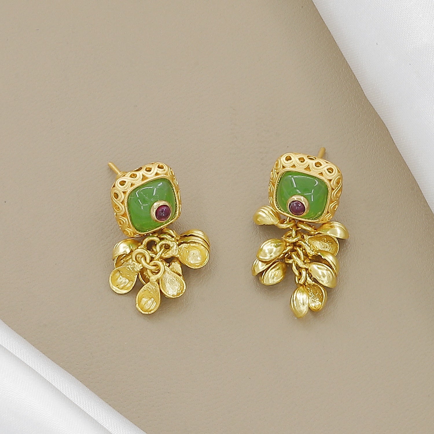 Antique Gold-Toned & Green Bead Temple Jewelry Set