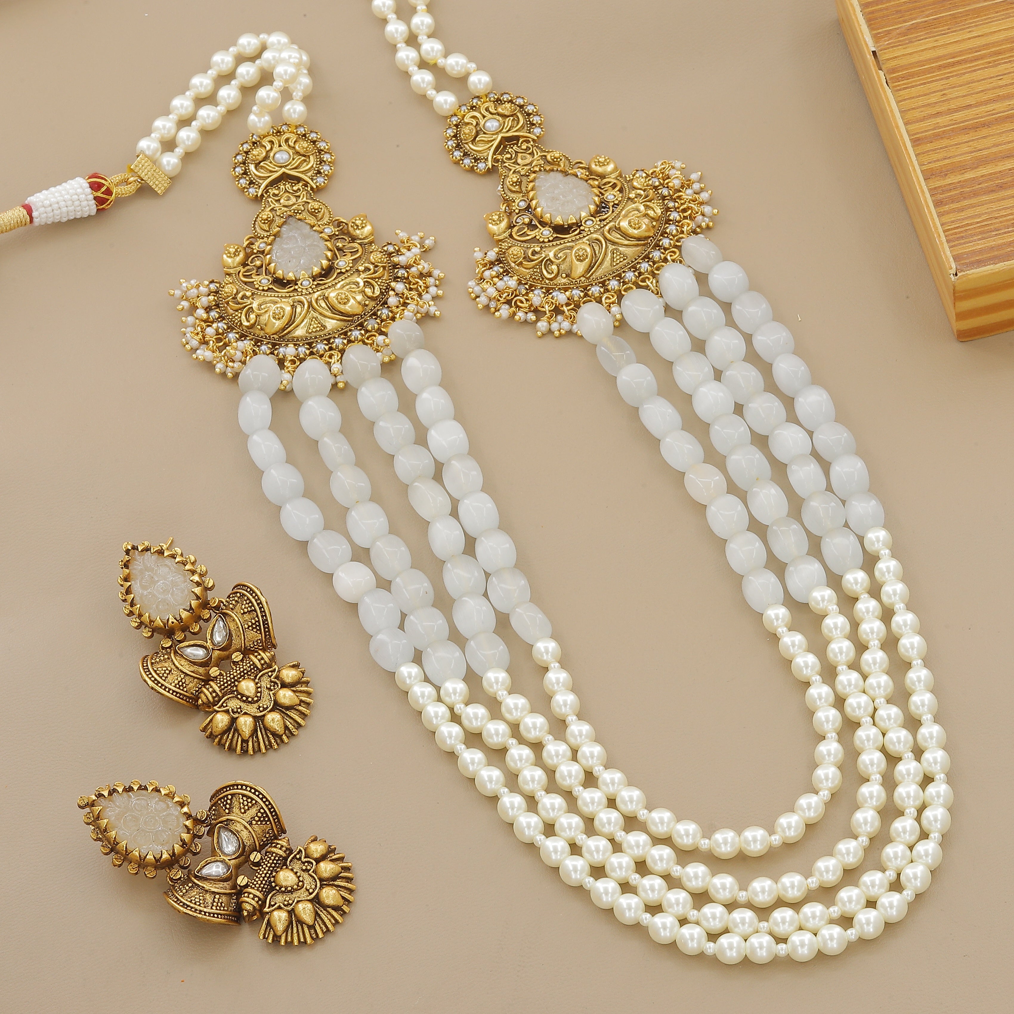 Traditional Indian  Exquisite White Pearl & Gold Plated Necklace Set