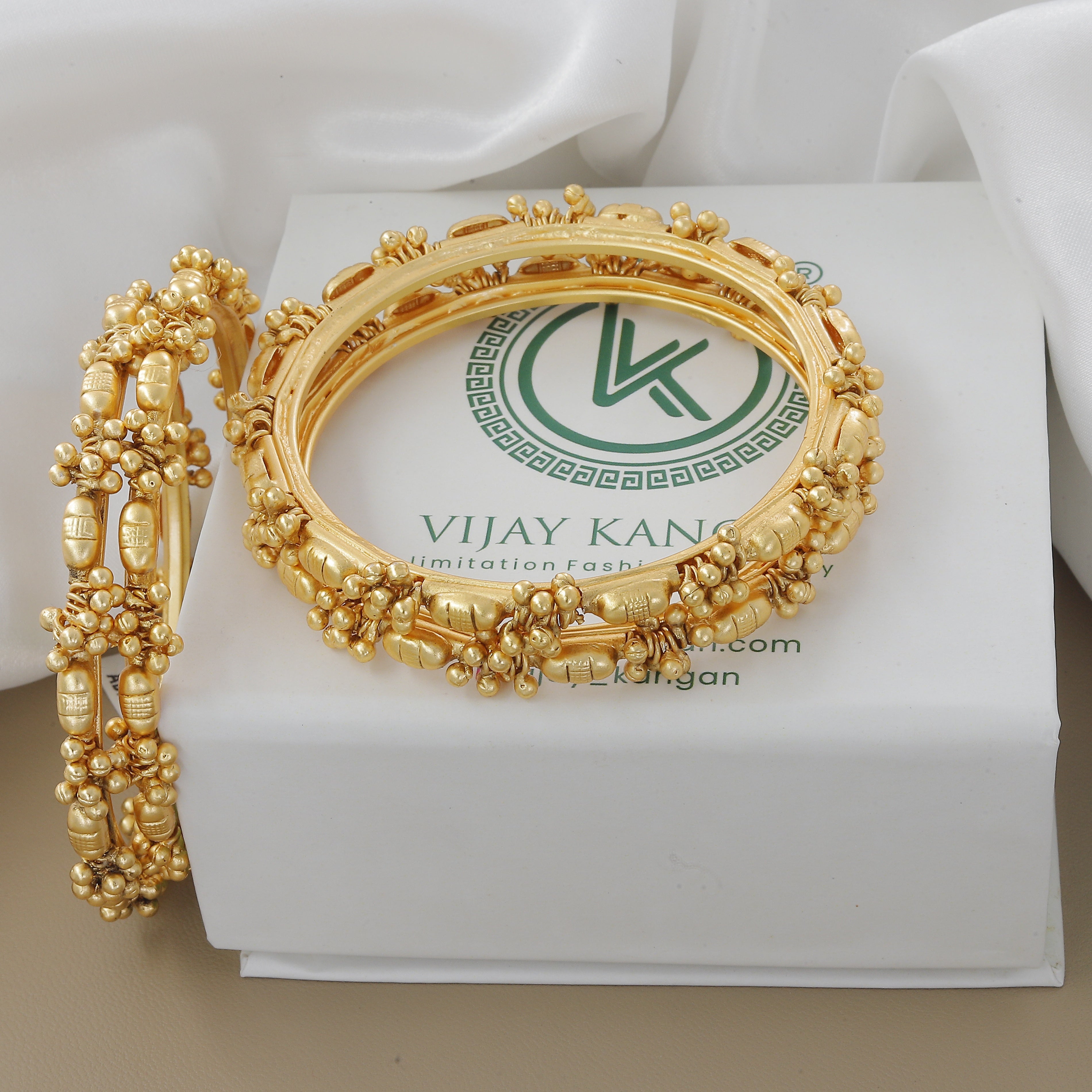 Traditional Antique Ghughri Wedding Bangle Set