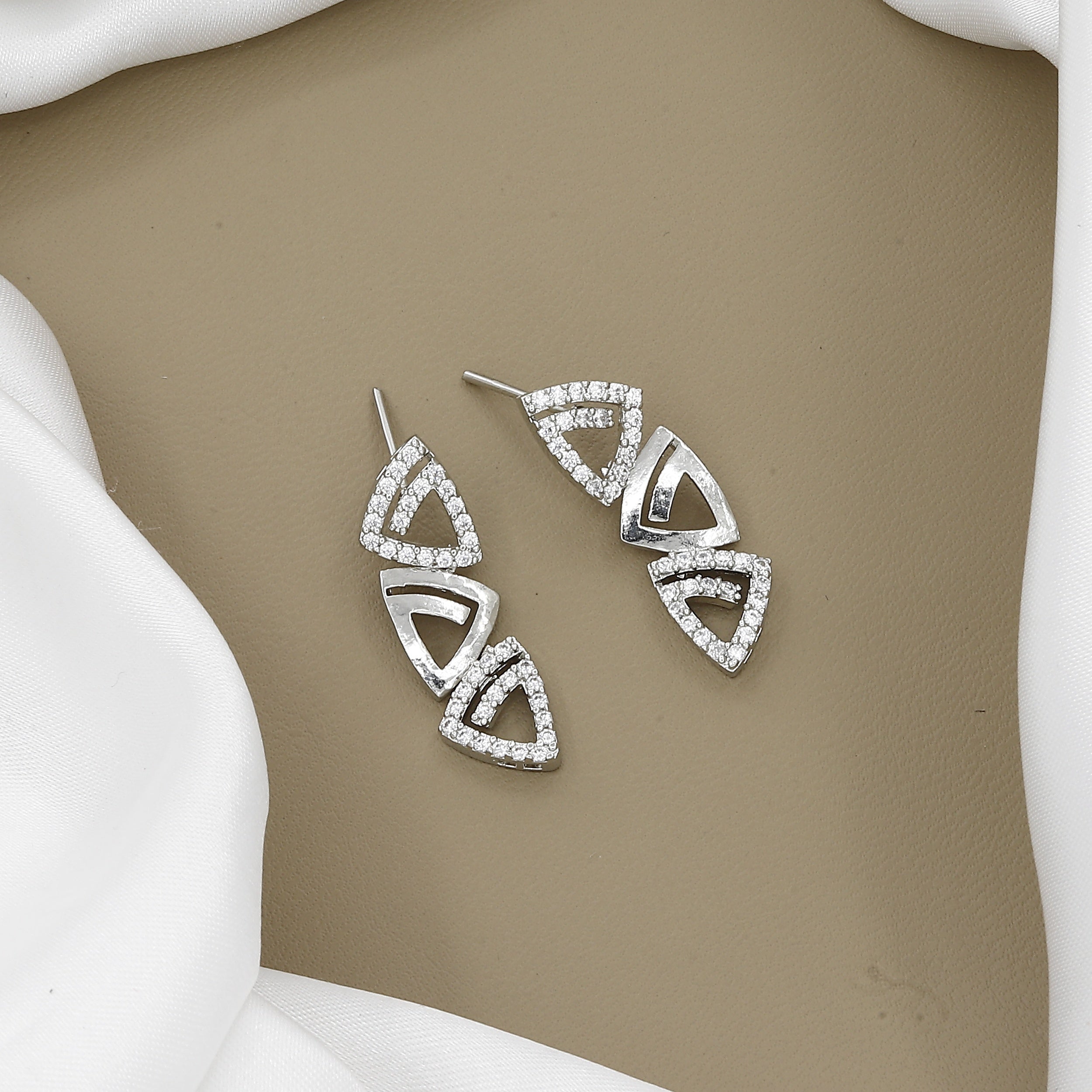Geometric Triangle Zirconia Necklace and Earring Set