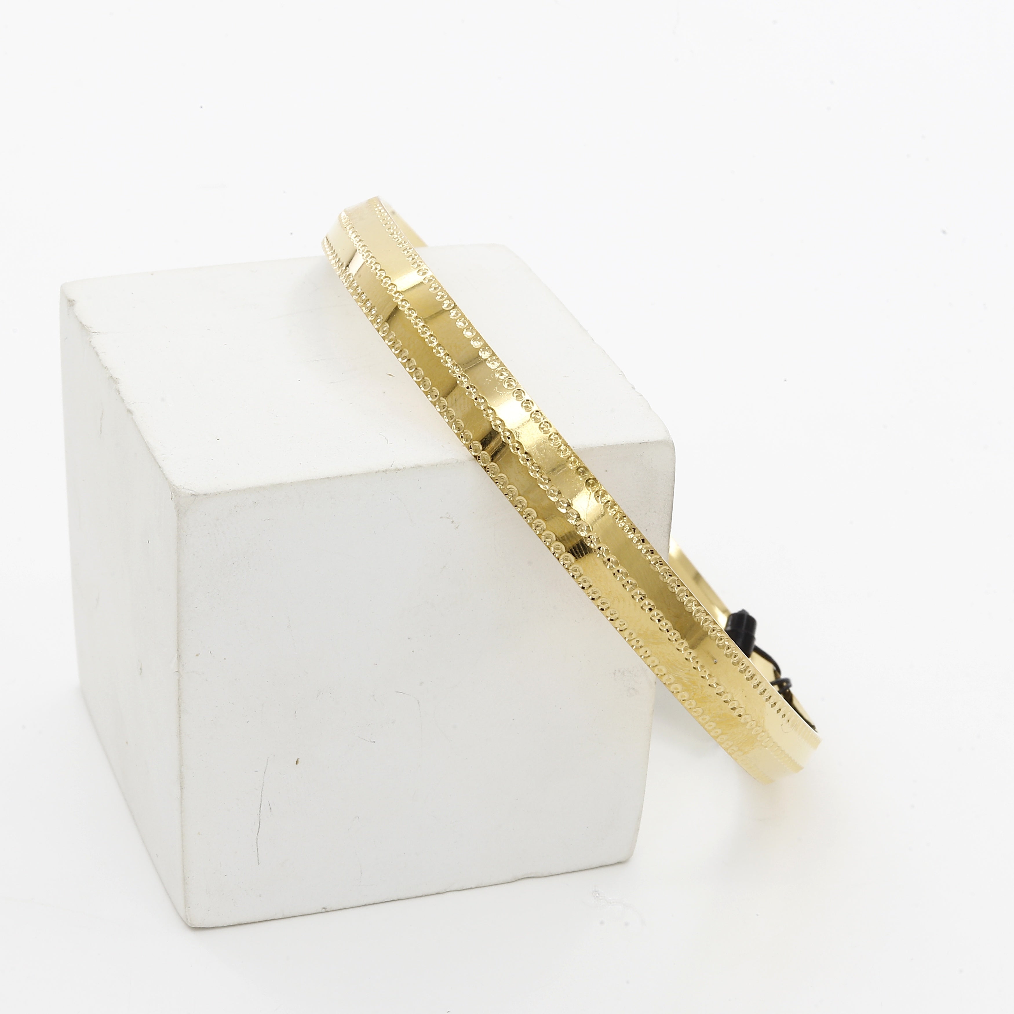 Gold Polished Dot-line Design Starling Panjabi (8mm) Kada(24gm)