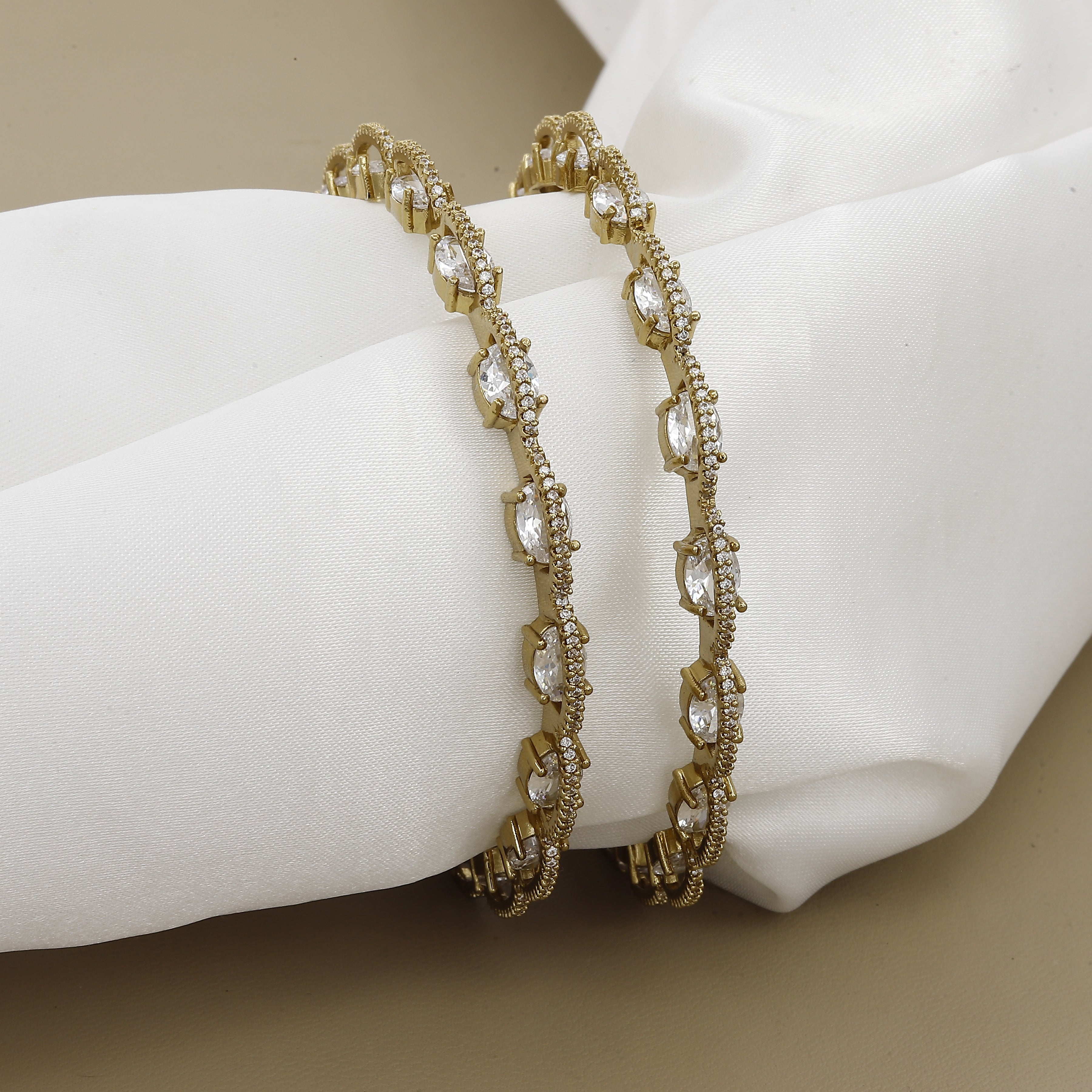 Mehndi Polished Elegant American Diamond Set of 2 Bangles