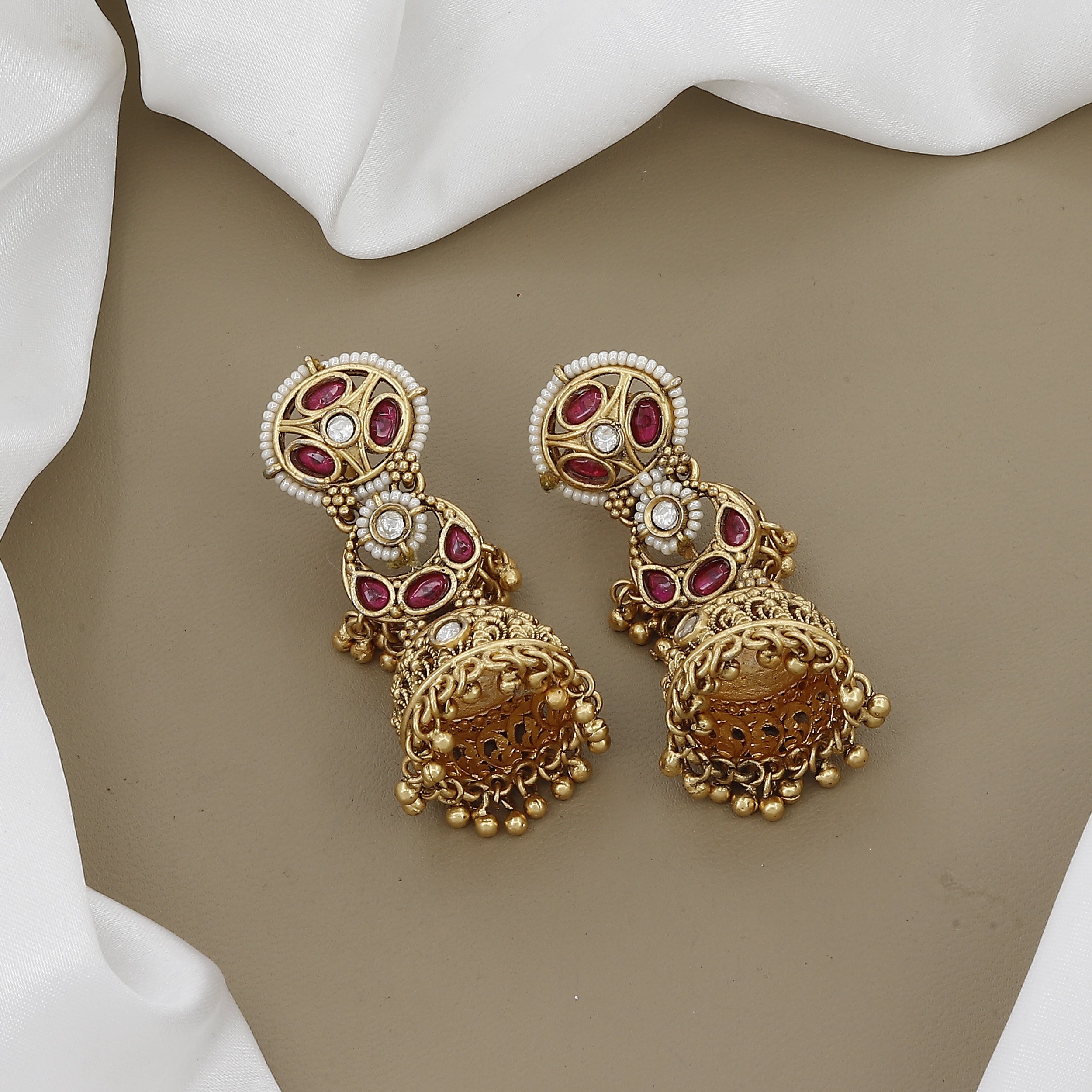 Luxurious Tiered Ruby & Kundan Necklace Set with Green Beaded Chain