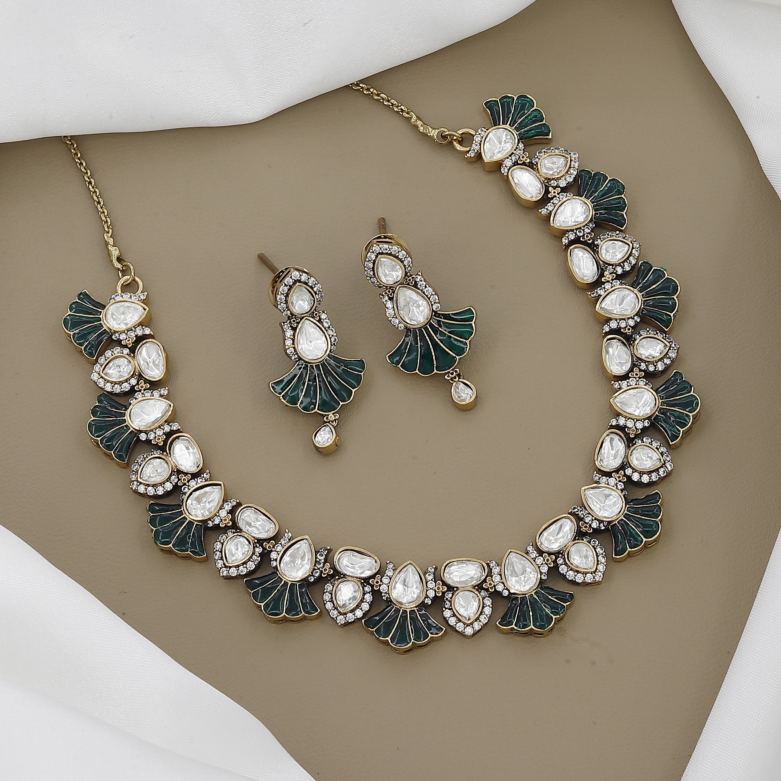 Victorian Polished Exquisite Polki & Enamel Kundan Necklace Set