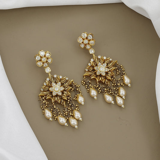 Jadau Kundan Necklace with Green Stone