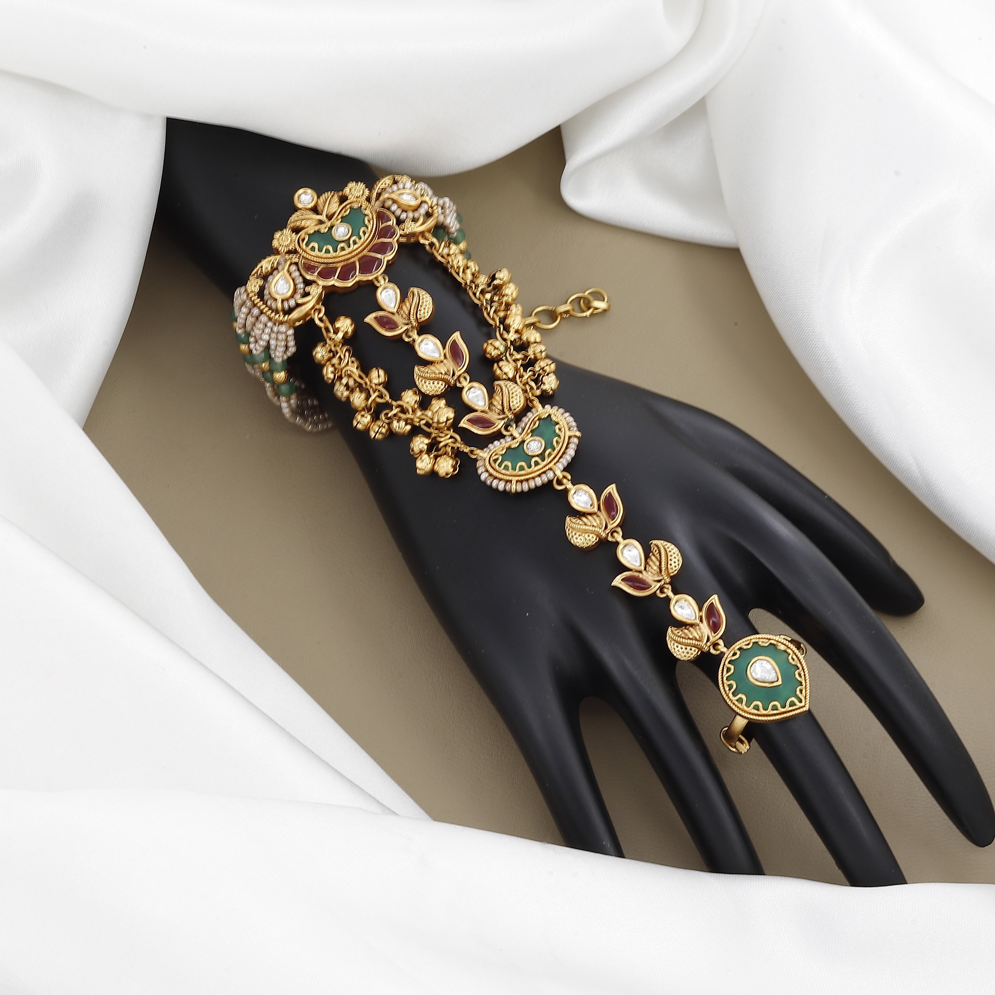 Antique Kundan Polki Wedding Hathpanja