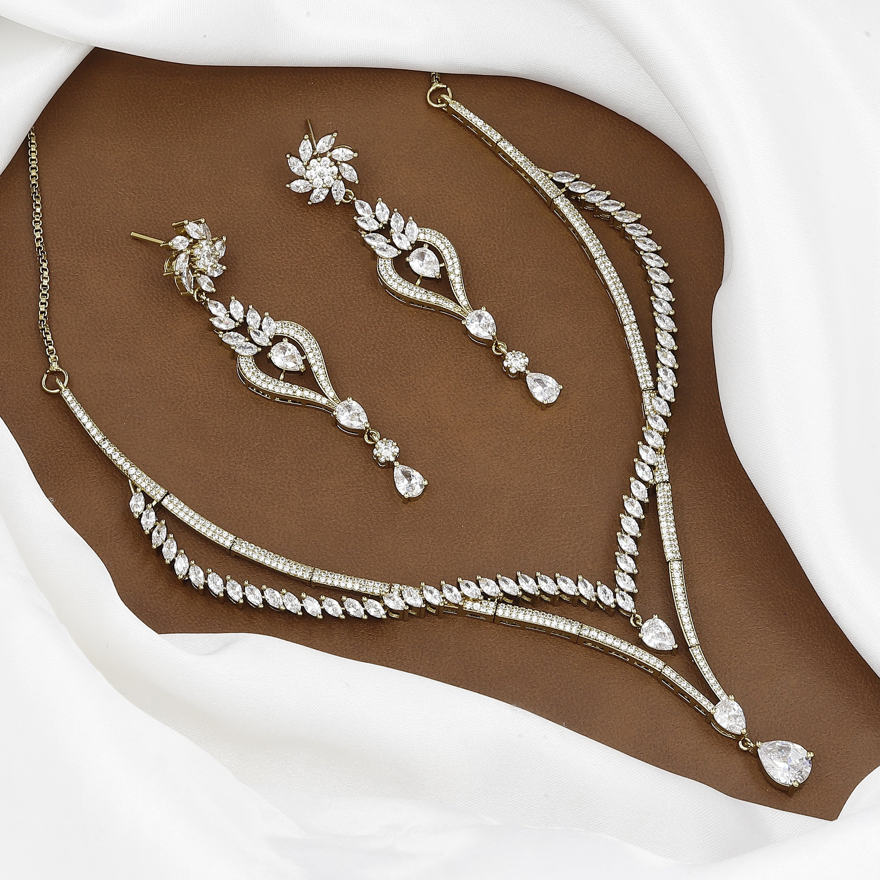 Elegant Mehndi-Polish CZ Y-Necklace and Drop Earring Set