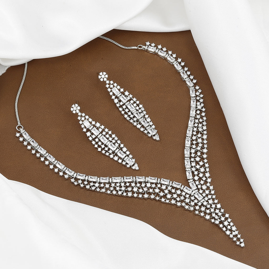 Silver Toned Luxurious Emerald Green & CZ V-Neck Necklace Set