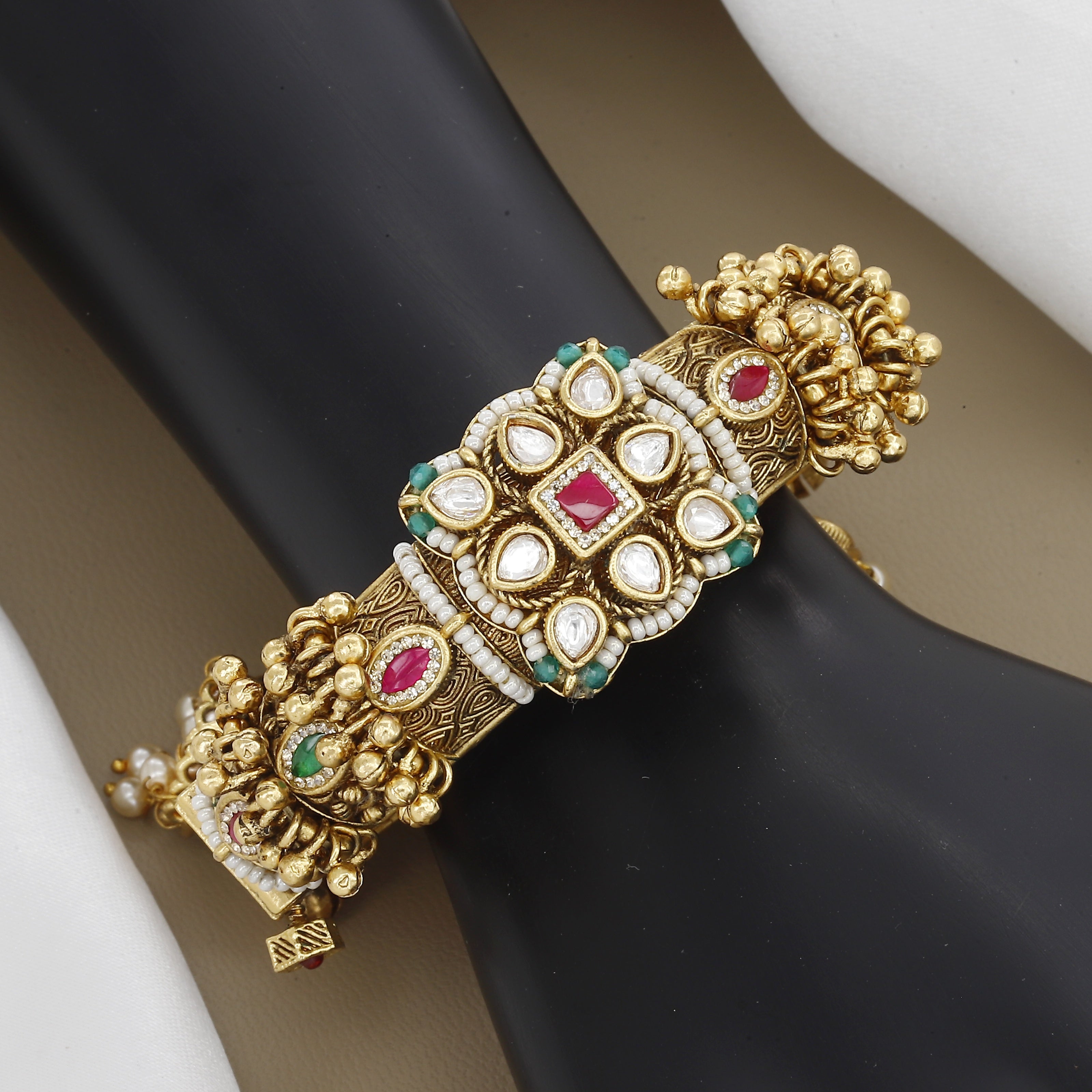 Ornate Antique Kundan Style Bangle Kada with Drops