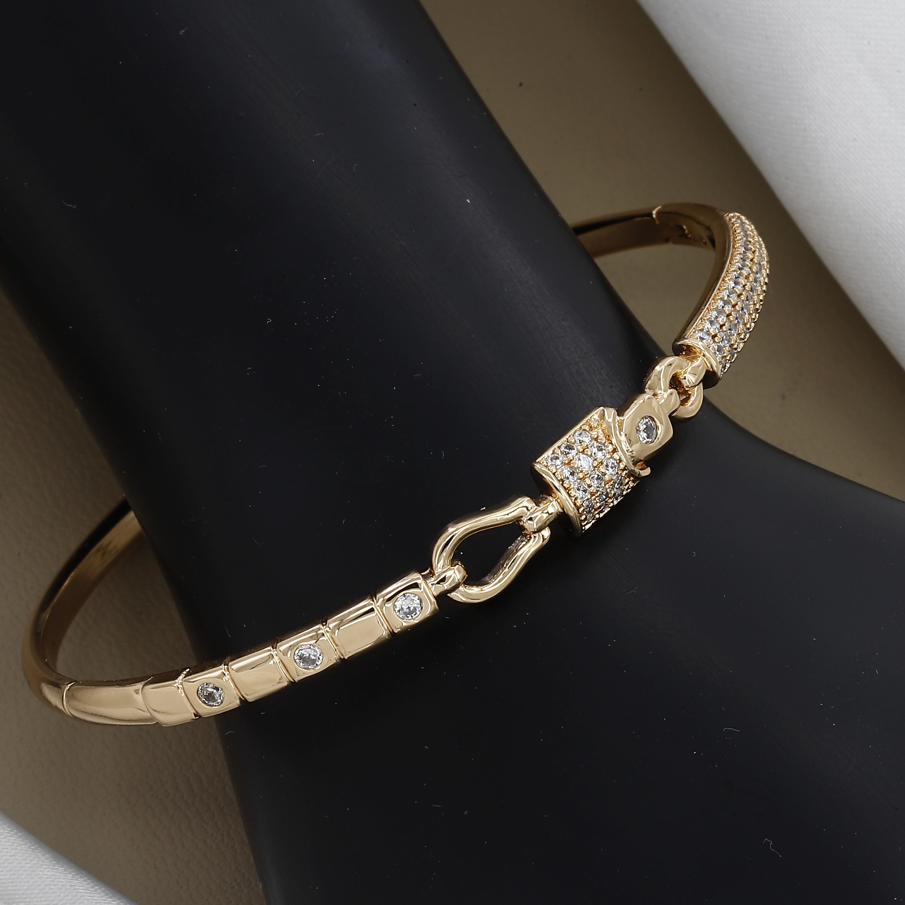 Chic 18k Gold-Tone Hook Clasp CZ Bangle Diamond Kada