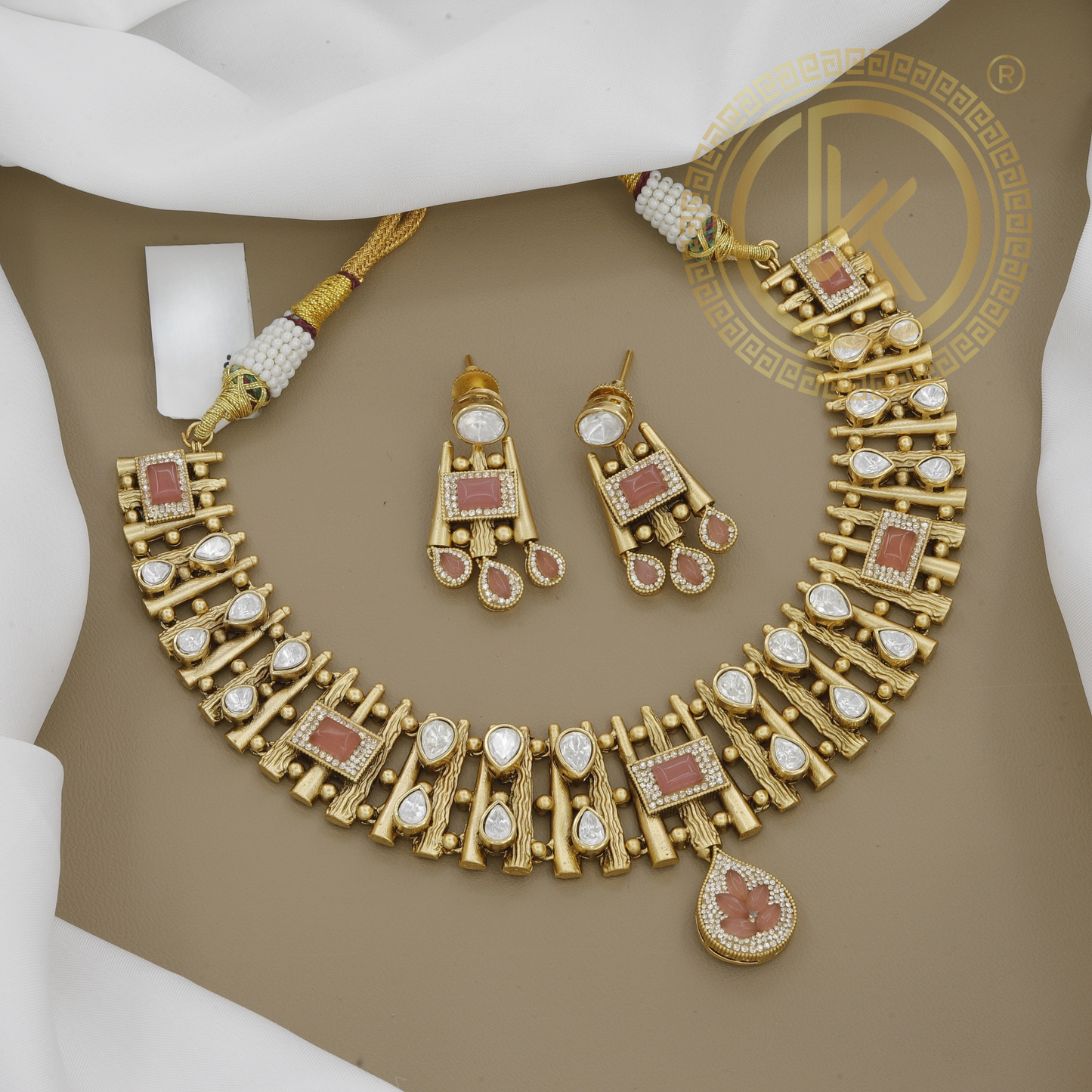 Peora Design Stylish Geometric Necklace Set