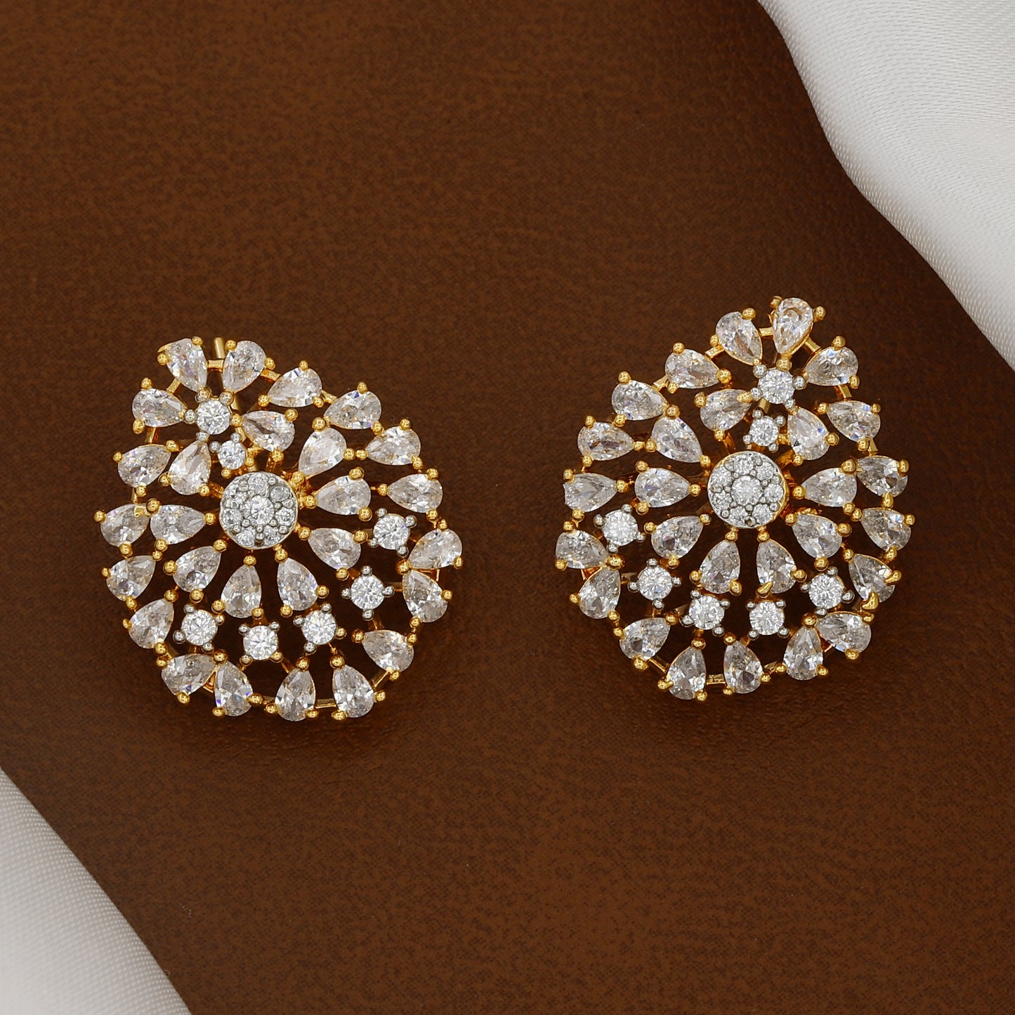 Grand Paisley/Teardrop CZ Diamond Pendant Set