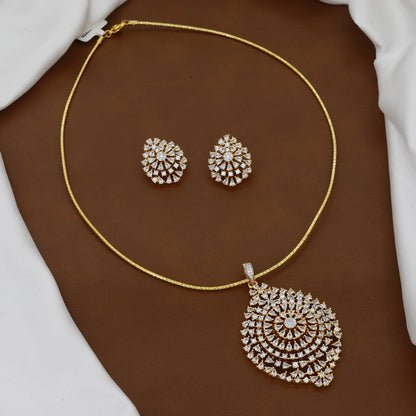 Grand Paisley/Teardrop CZ Diamond Pendant Set