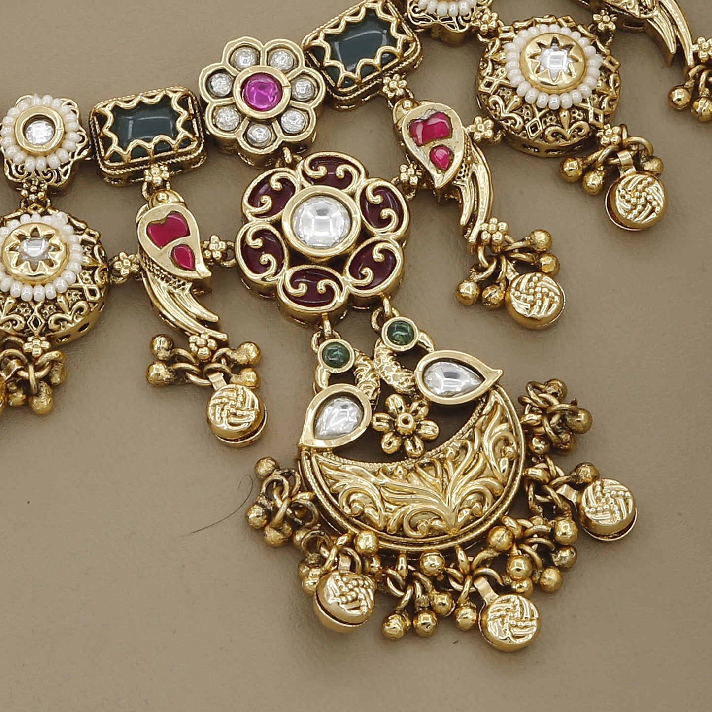 Kundan Meenakari Antique Wedding Necklace Set