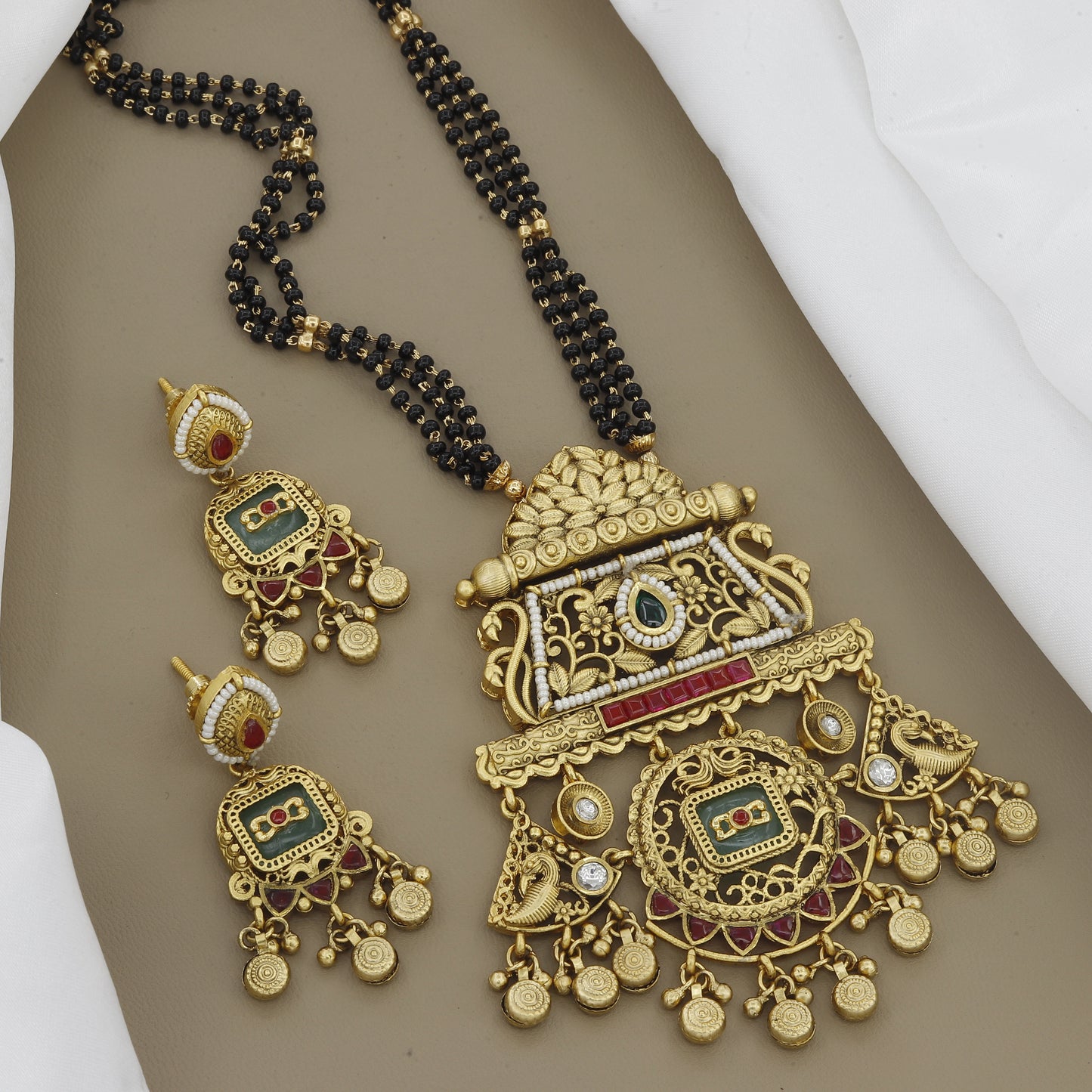 Antique Trapezoid Mangalsutra Set with Green Meenakari and Earrings