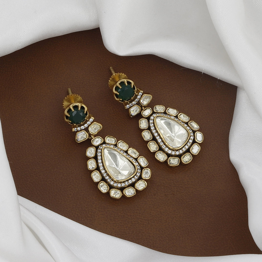 Victorian Polished Heavy Traditional Polki & Green Stone Necklace Set