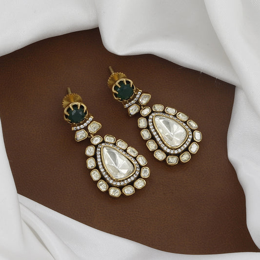 Victorian Polished Heavy Traditional Polki & Green Stone Necklace Set