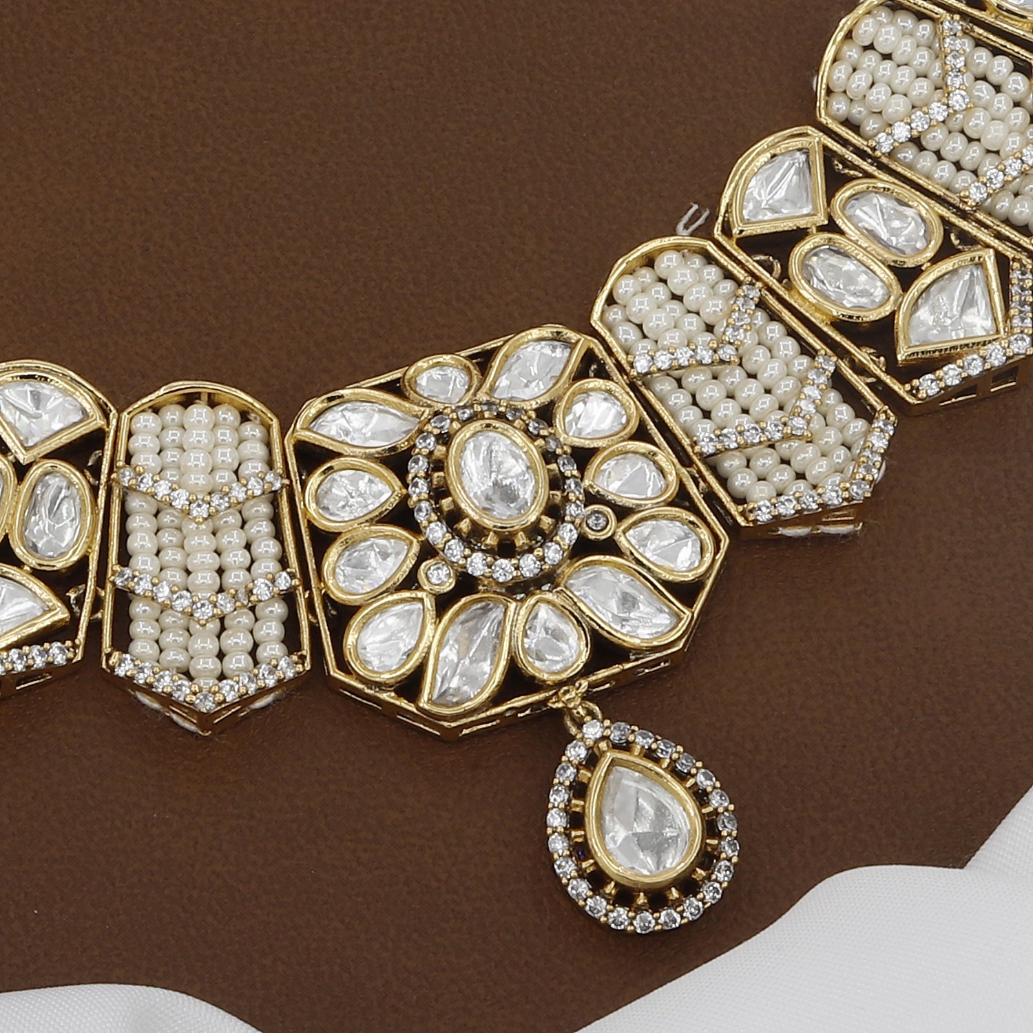 Victorian Polished Broad Kundan Polki Necklace Set