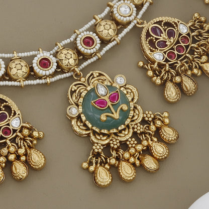 Exquisite Antique Gold Plated Necklace Set with Kundan & Ruby