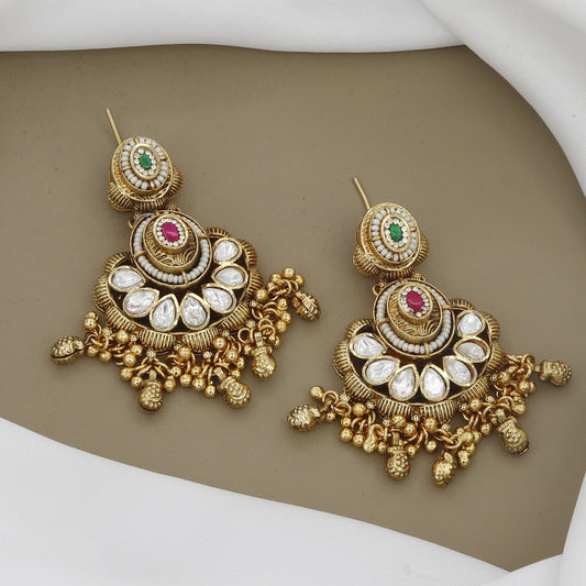 Antique Gold-Plated Kundan Necklace Set with Earrings