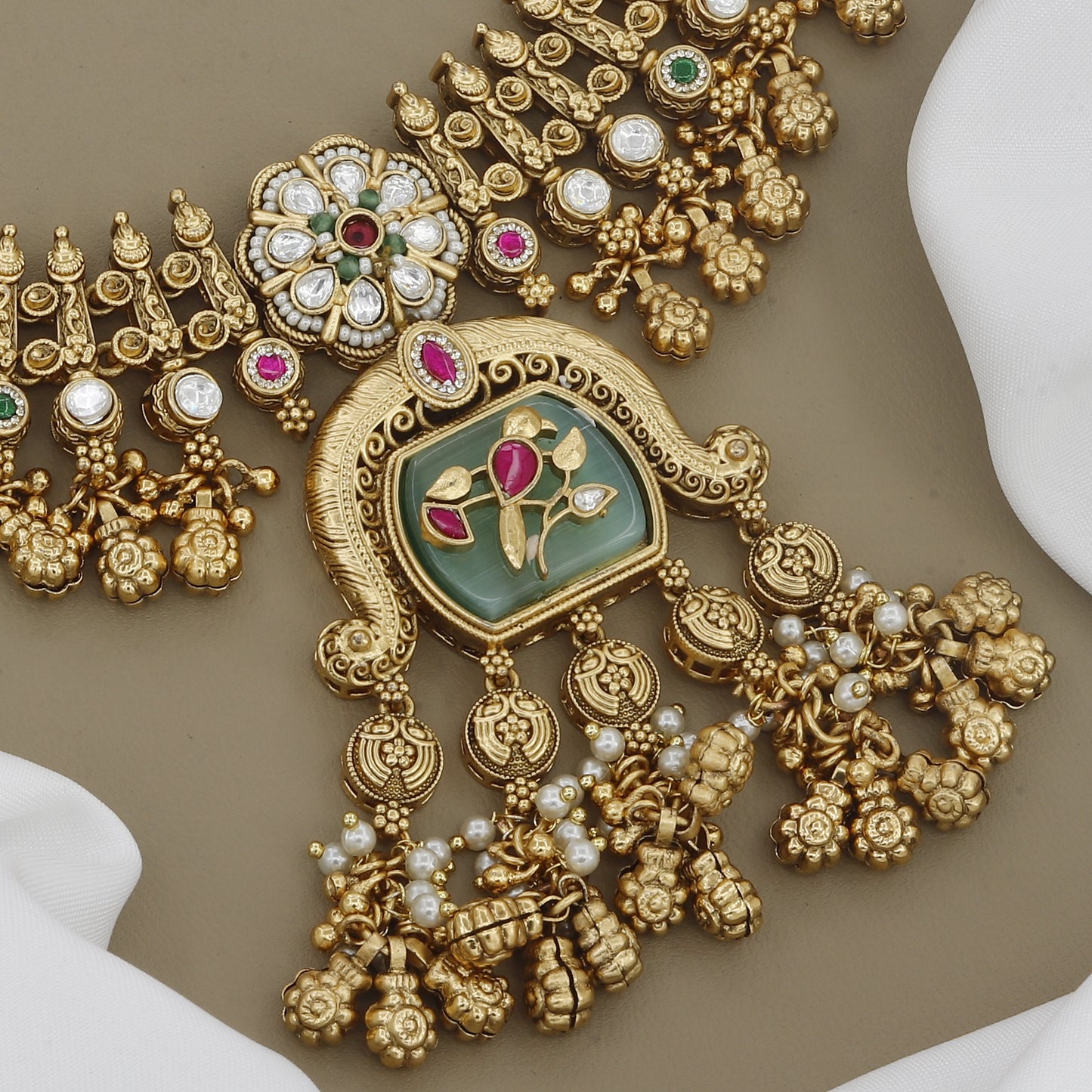 Traditional Design Antique Necklace Set with Earrings