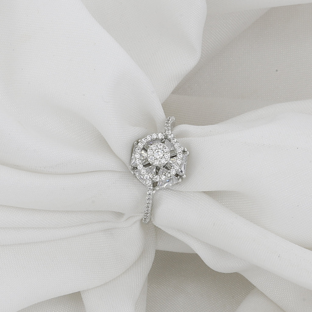 Silver Polished Diamond Cluster Party Diamond Ring