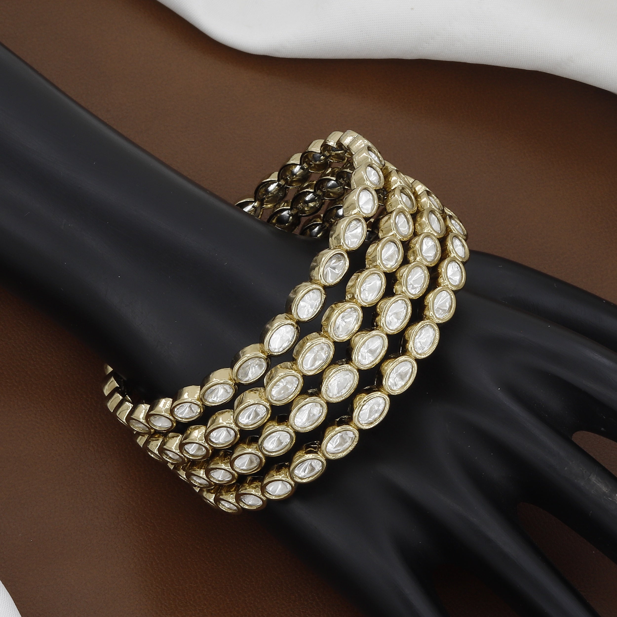 Elegant Pearl & Kundan Set Of 4 Bangles