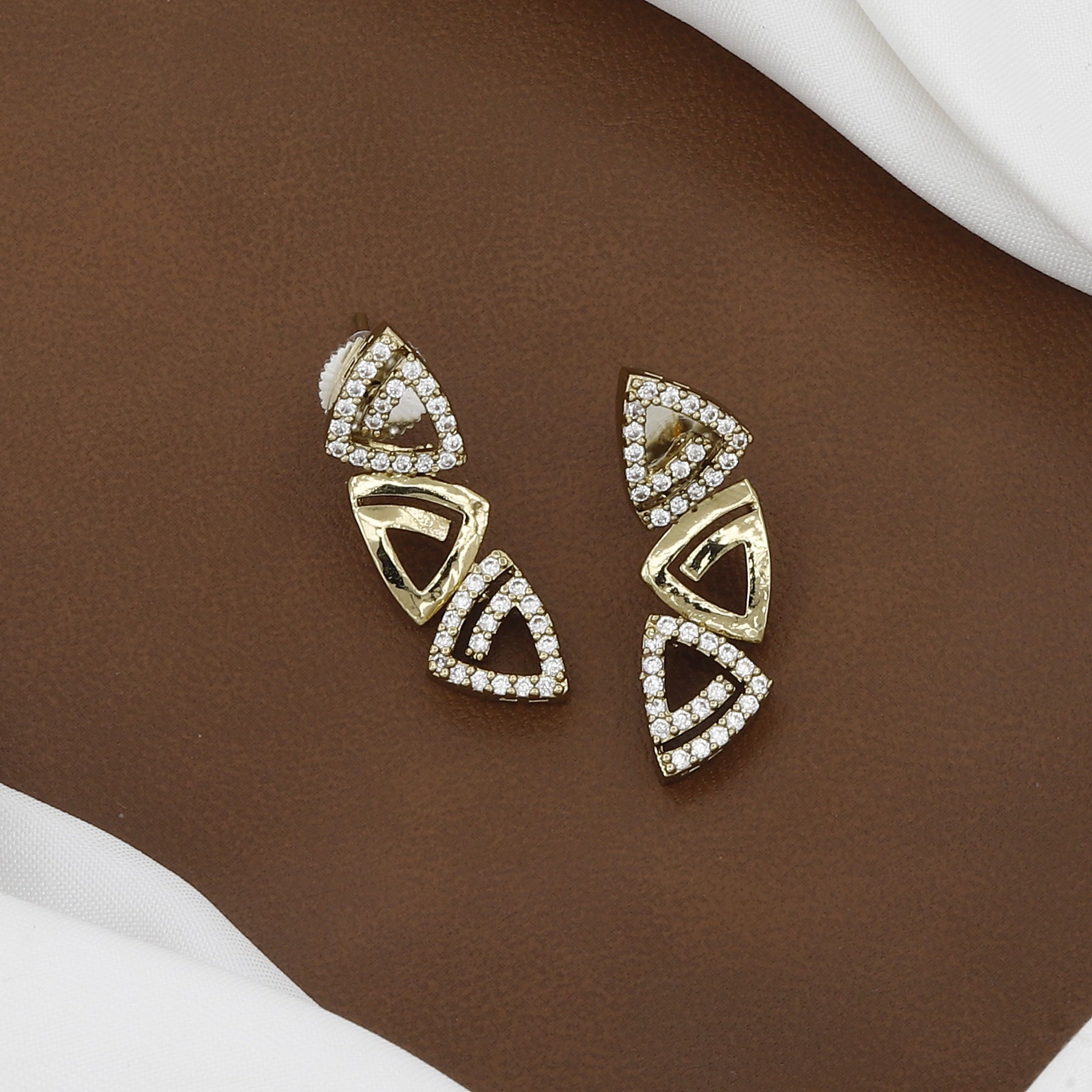 Mehndi Polished Modern Geometric Triangle Necklace & Earring Set